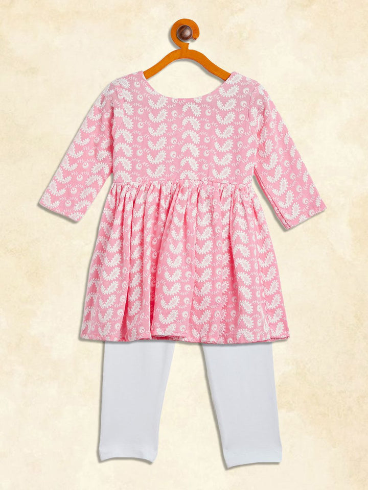 VASTRAMAY Girls Pink Ethnic Motifs Embroidered Empire Thread Work Pure Cotton Kurta with Trousers