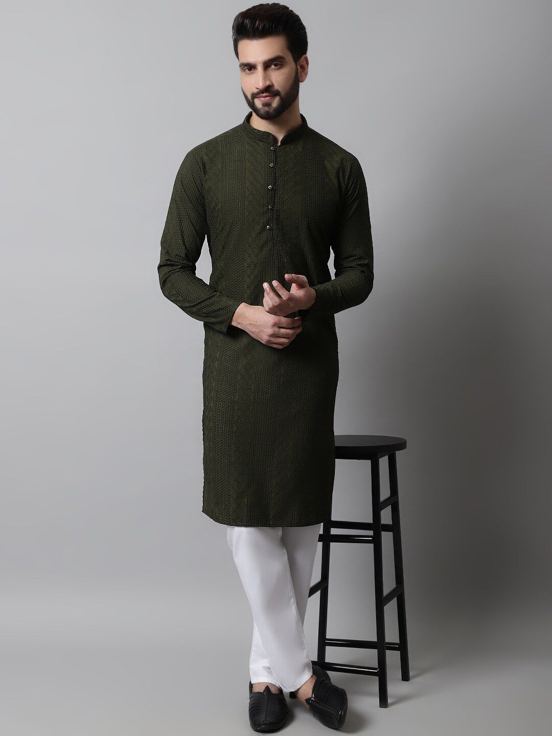 Jompers Men Ethnic Motifs Thread Work Cotton Kurta