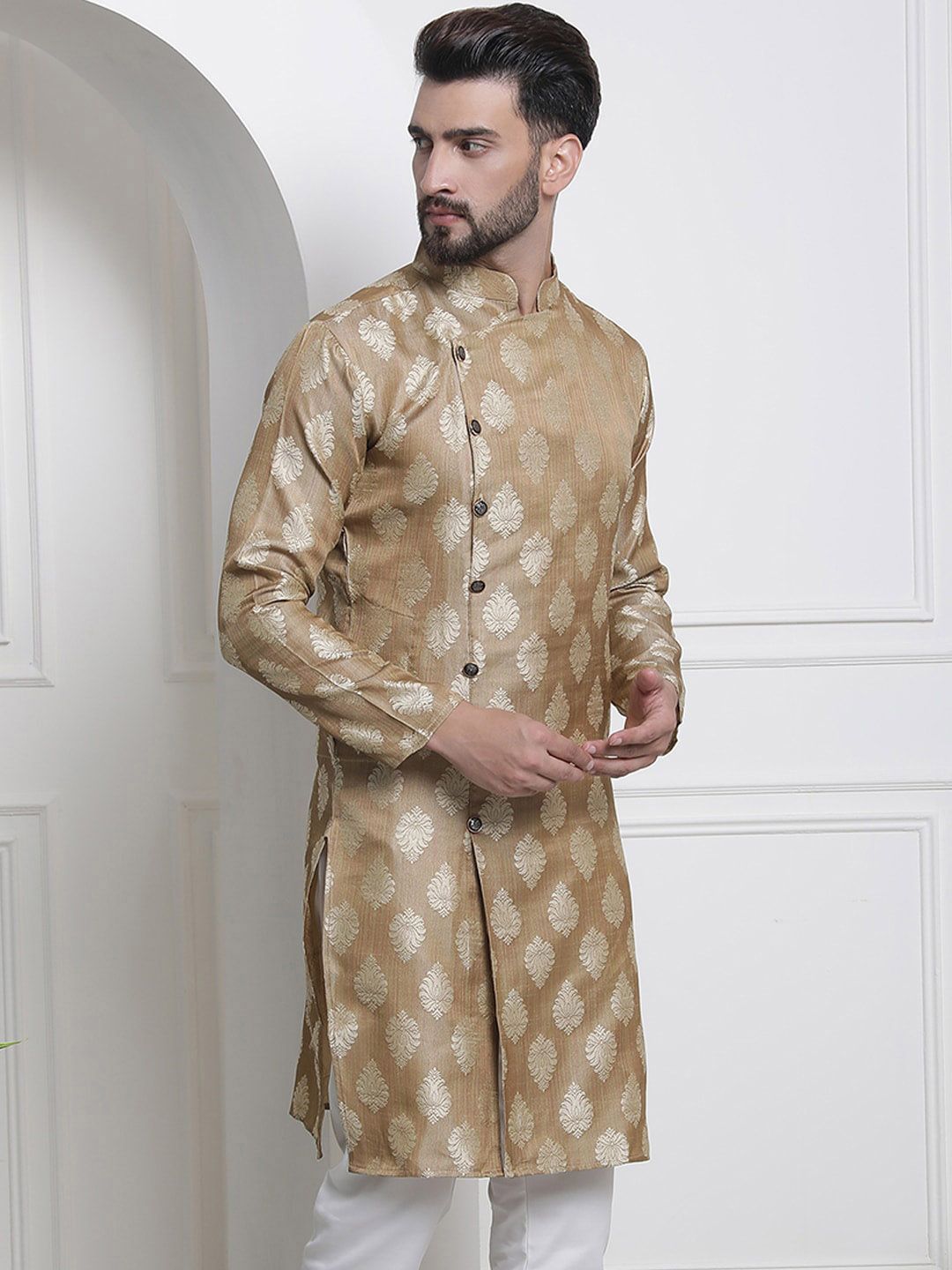 SOJANYA Mandarin Collar Zari Ethnic Motifs Printed Kurta