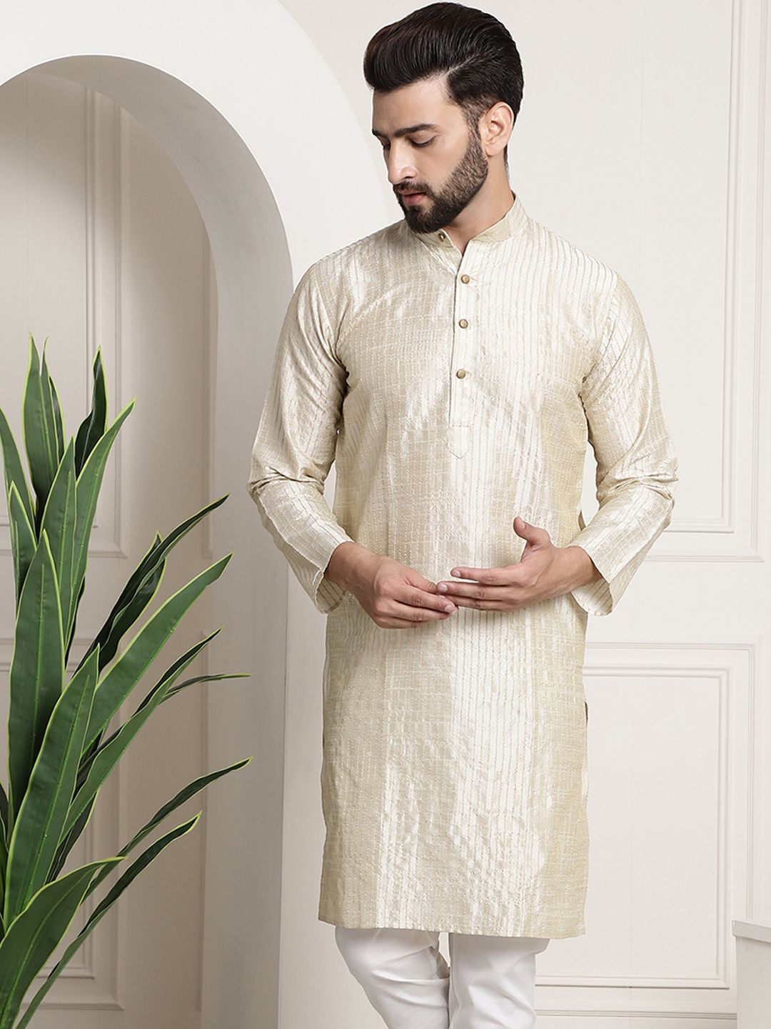 SOJANYA Embroidered Pastel Silk Cotton Kurta