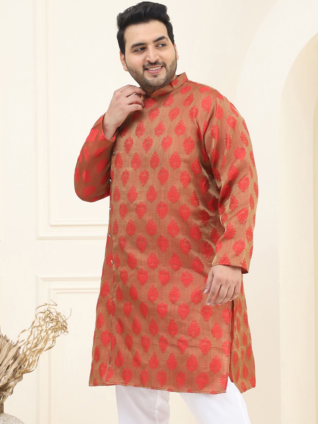 SOJANYA PLUS Size Lelaki Red Woven Design Kurta