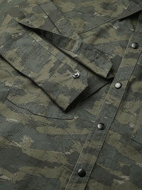 VASTRADO Men Classic Cutaway Collar Camouflage Printed Cotton Casual Shirt