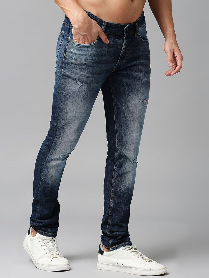 SPYKAR Men Cotton Mildly Distressed Heavy Fade Stretchable Jeans