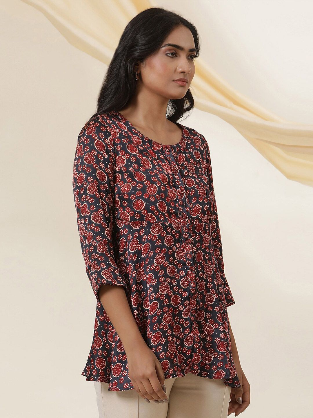 W Floral Printed Round Neck A-Line Top