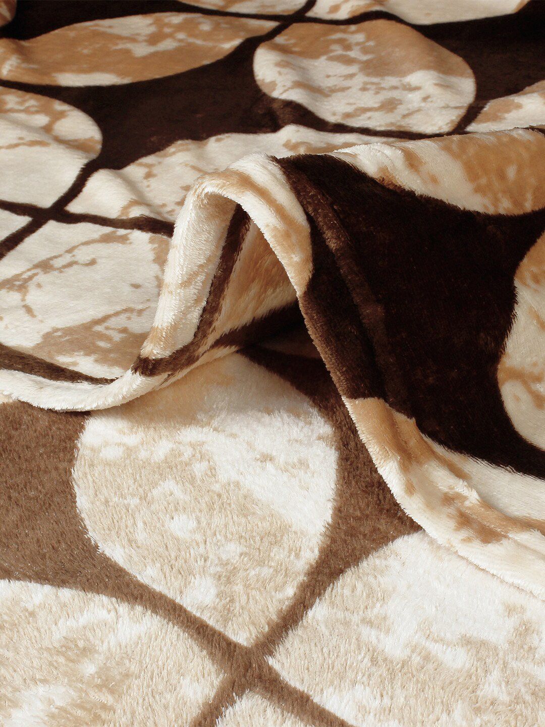 Story@home Brown Geometric AC Room 300 GSM Double Bed Blanket