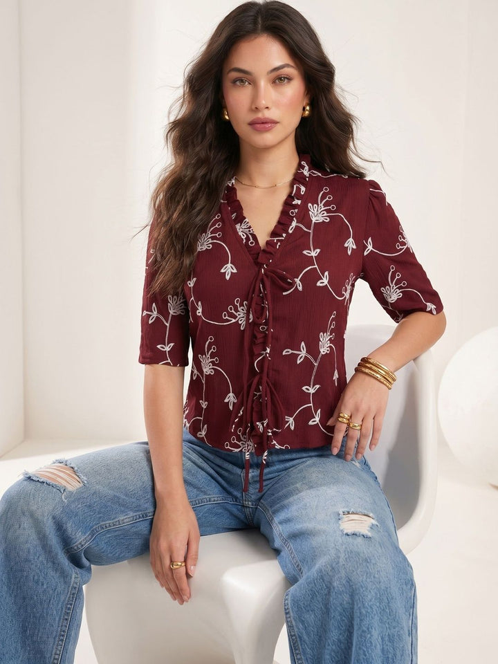 Mamicha Floral Embroidered Ruffles Top