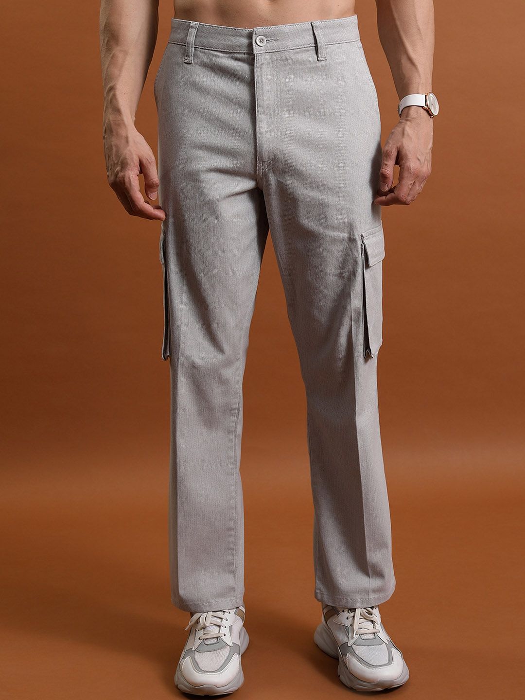 HIGHLANDER Men Cotton Mid-Rise Cargos Trouser