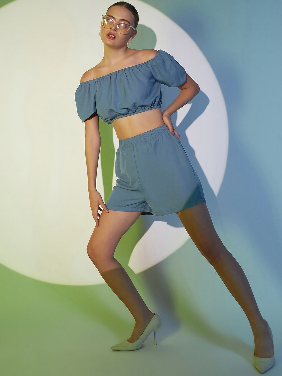 Berrylush Off-Shoulder Crop Top With Shorts