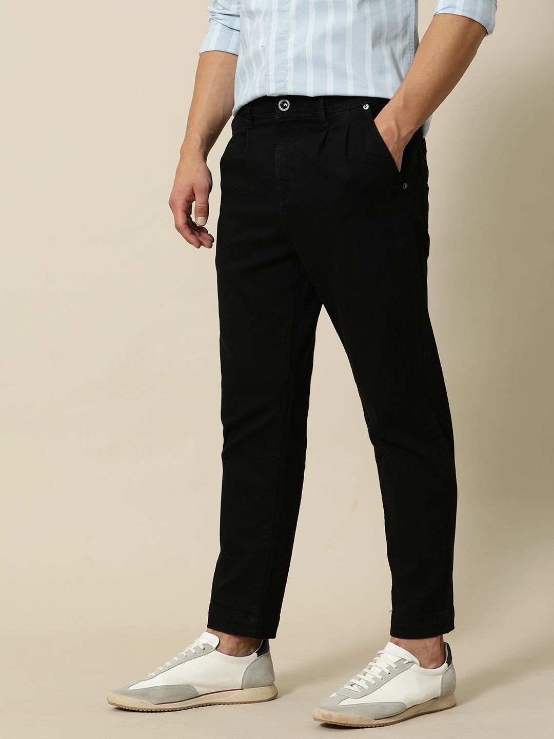 Mr Bowerbird Men Black Solid Stretchable Casual Jeans