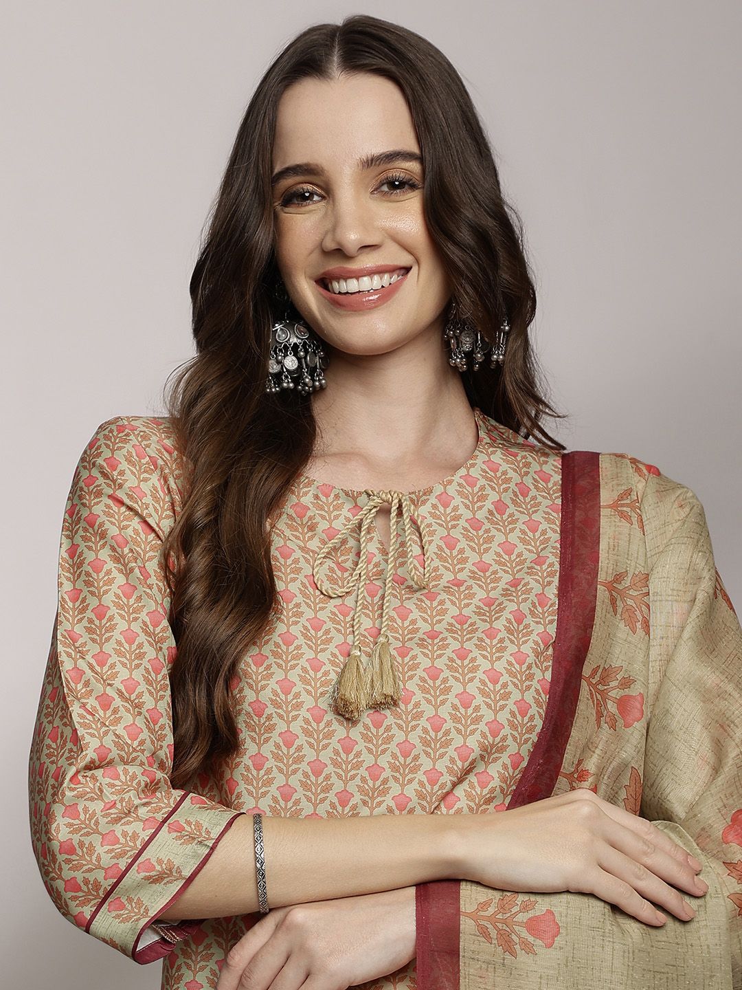 Anouk Women Floral Printed Kurta with Trousers & Dupatta