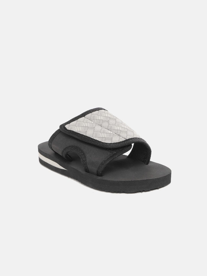 YK Boys Grey & Black Self-Design Velcro Sliders