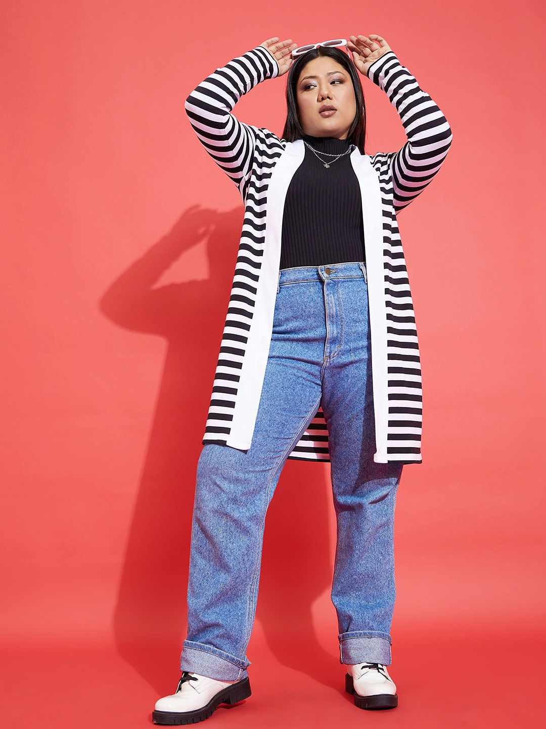 SASSAFRAS Curve Plus Size Striped Cotton Longline Open Front Shrug
