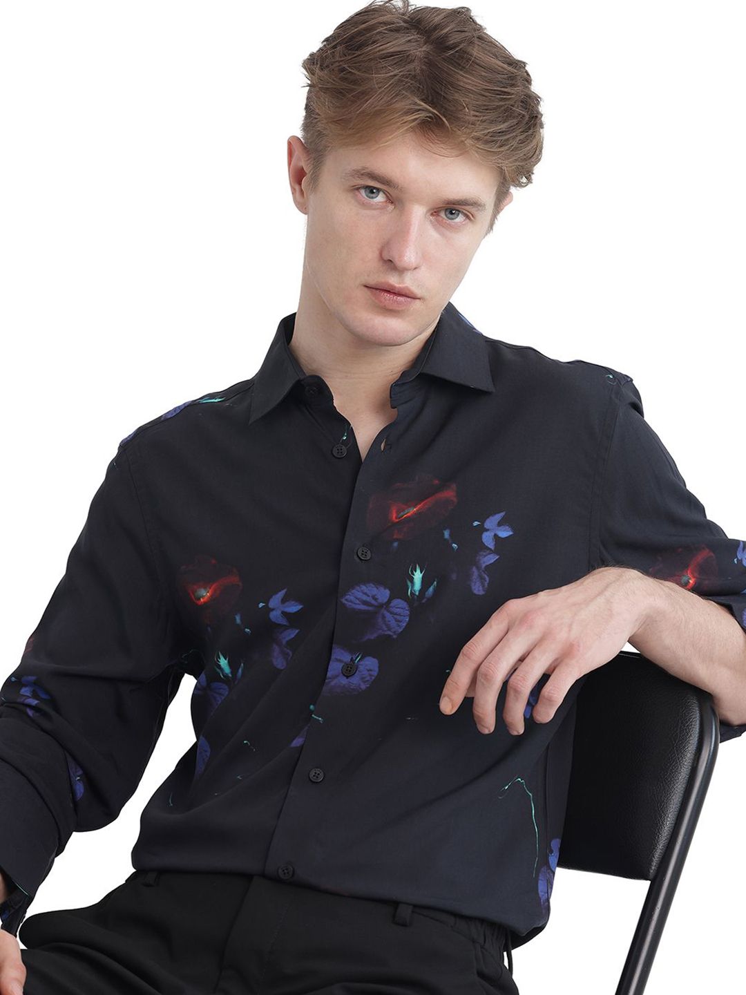 RARE RABBIT Men Comfort Fit  Spread Collar Abstract Printed Casual Shirt