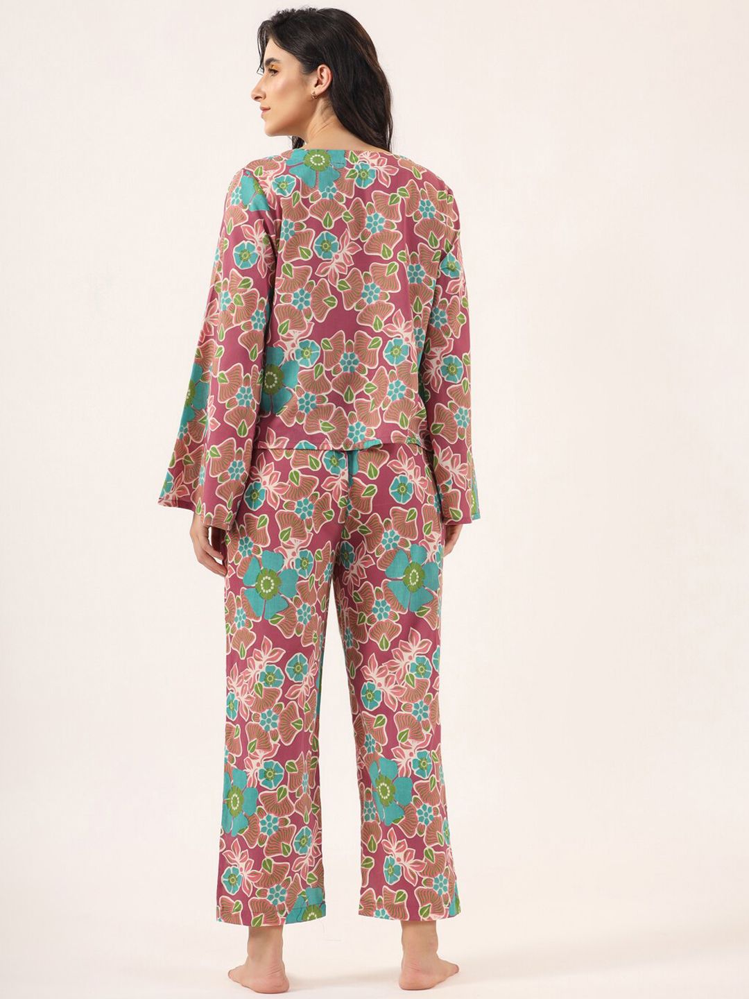 Sanskrutihomes Floral Printed Pure Cotton Night Suit