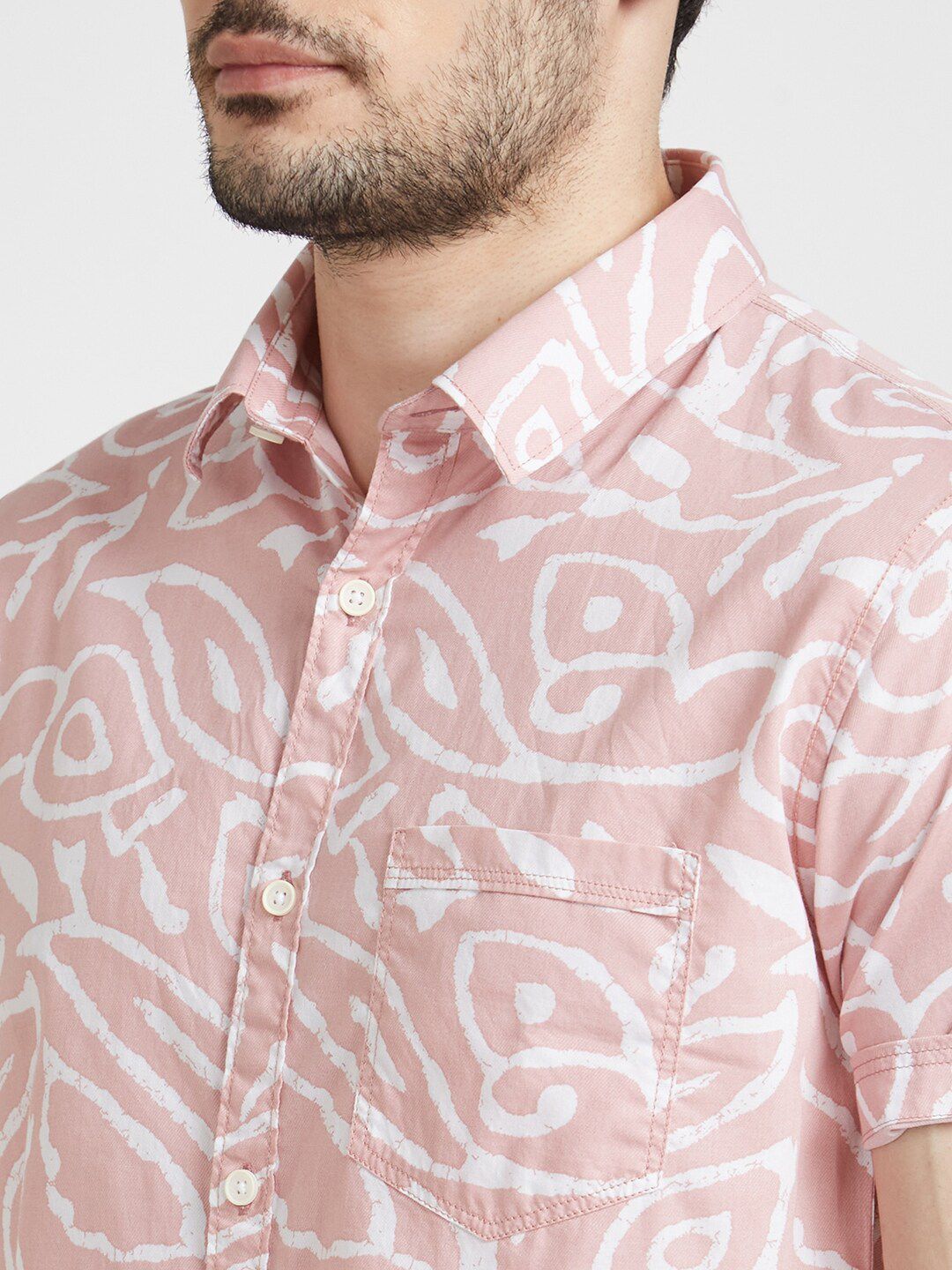SPYKAR Classic Abstract Printed Spread Collar Opaque Cotton Casual Shirt