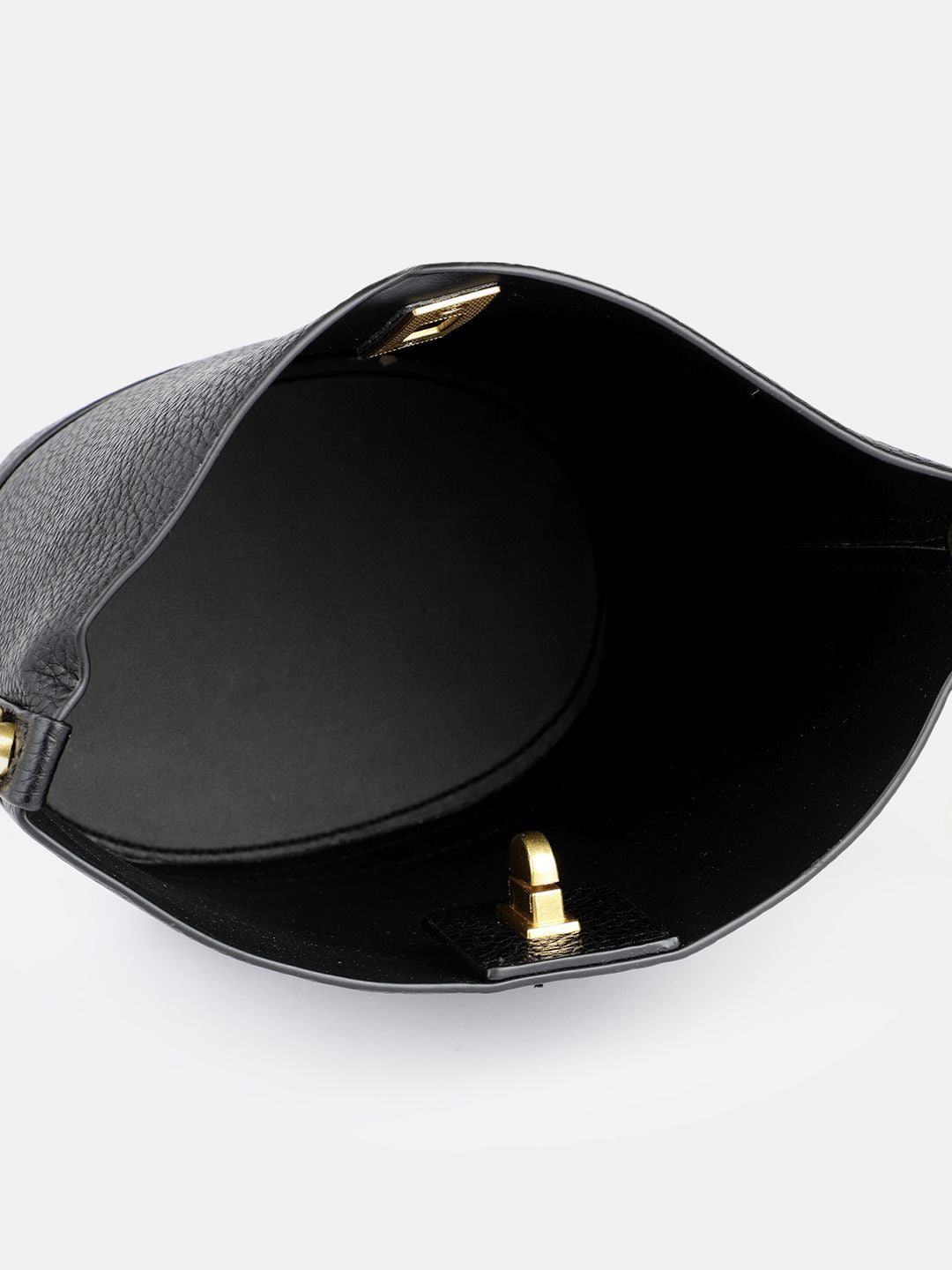 DressBerry Structured Shoulder Bag with Pouch