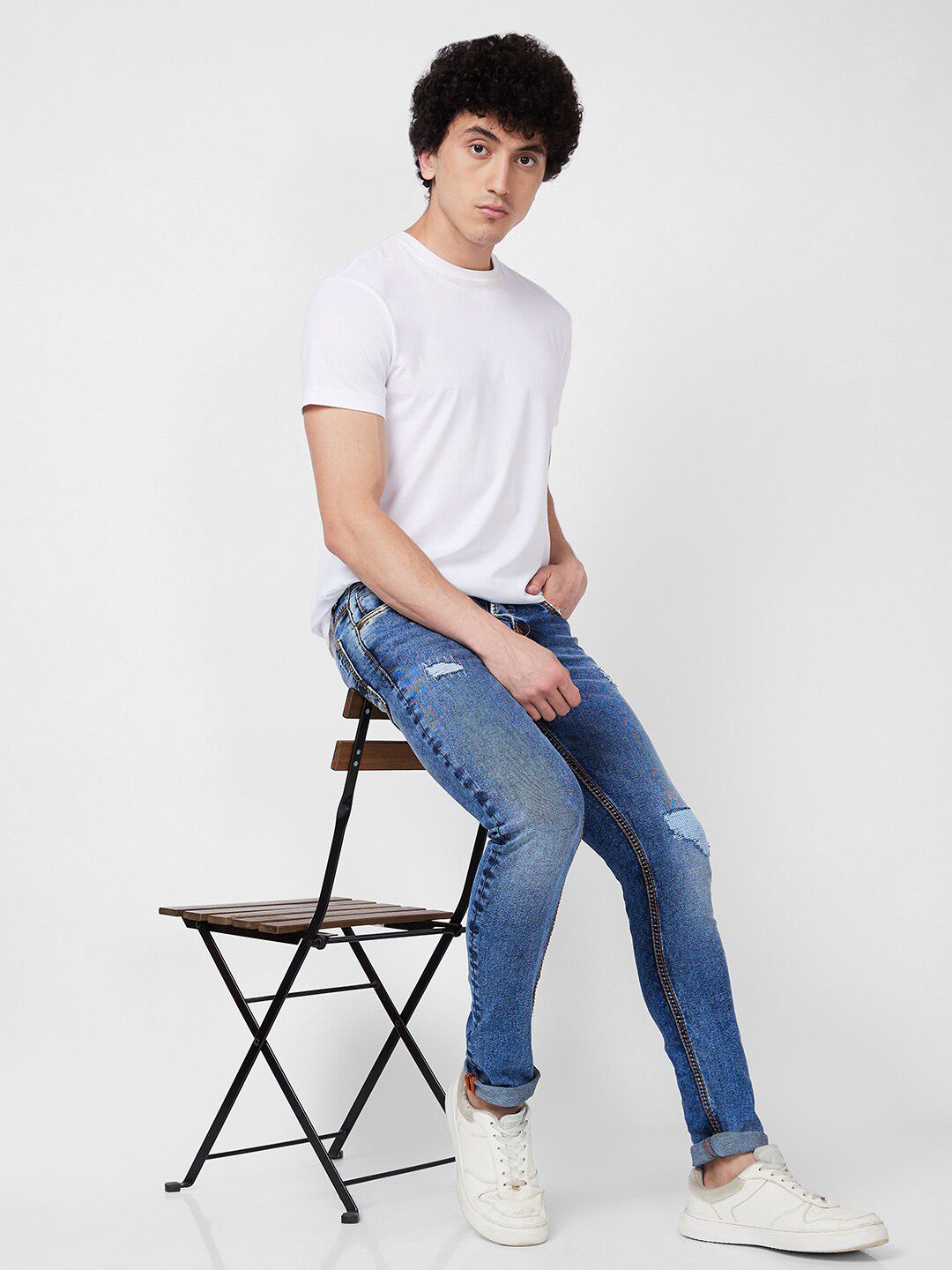 SPYKAR Men Skinny Fit Low-Rise Mildly Distressed Heavy Fade Whiskers Cotton Jeans