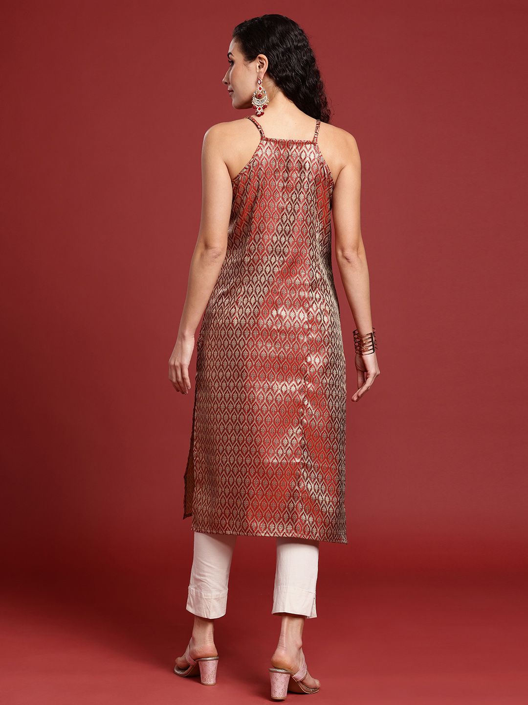 Anouk Ethnic Motifs Woven Design Straight Sleeveless Kurta