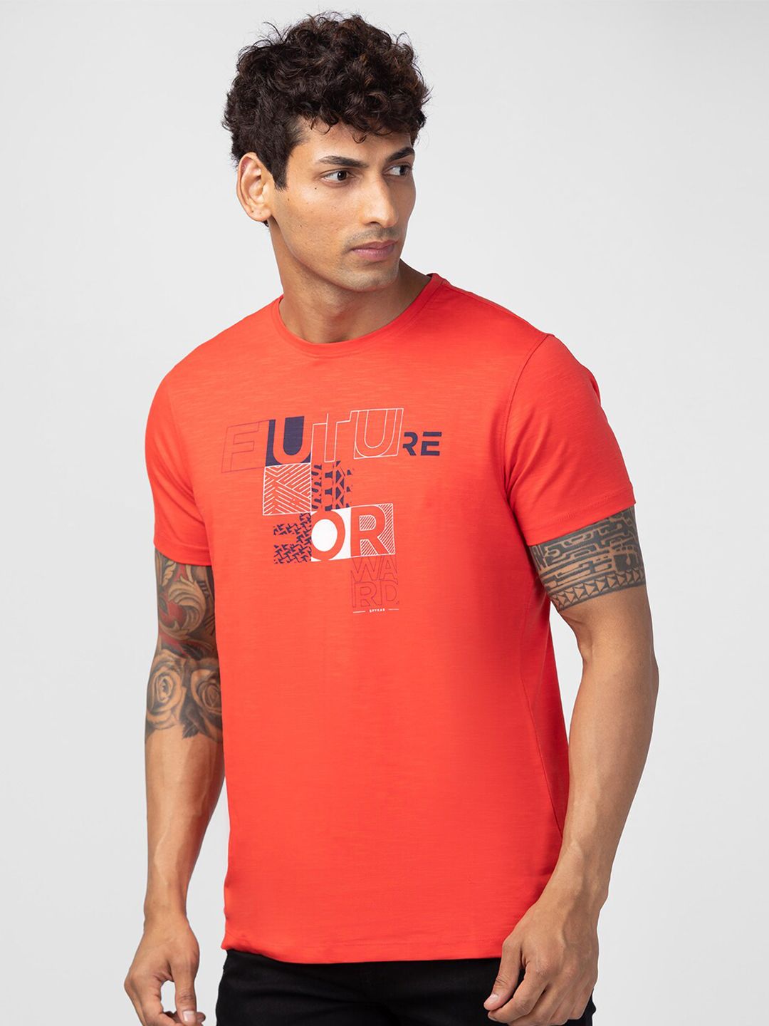 SPYKAR Men Typography Printed Slim Fit T-shirt
