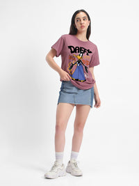 Bewakoof Official Looney Tunes Women's Mauve Daffy Graphic Printed Boyfriend T-Shirt