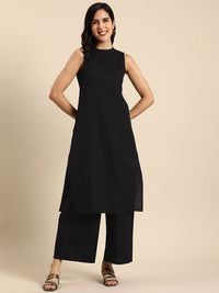 Anouk Women Solid Round Neck Pure Cotton Kurta