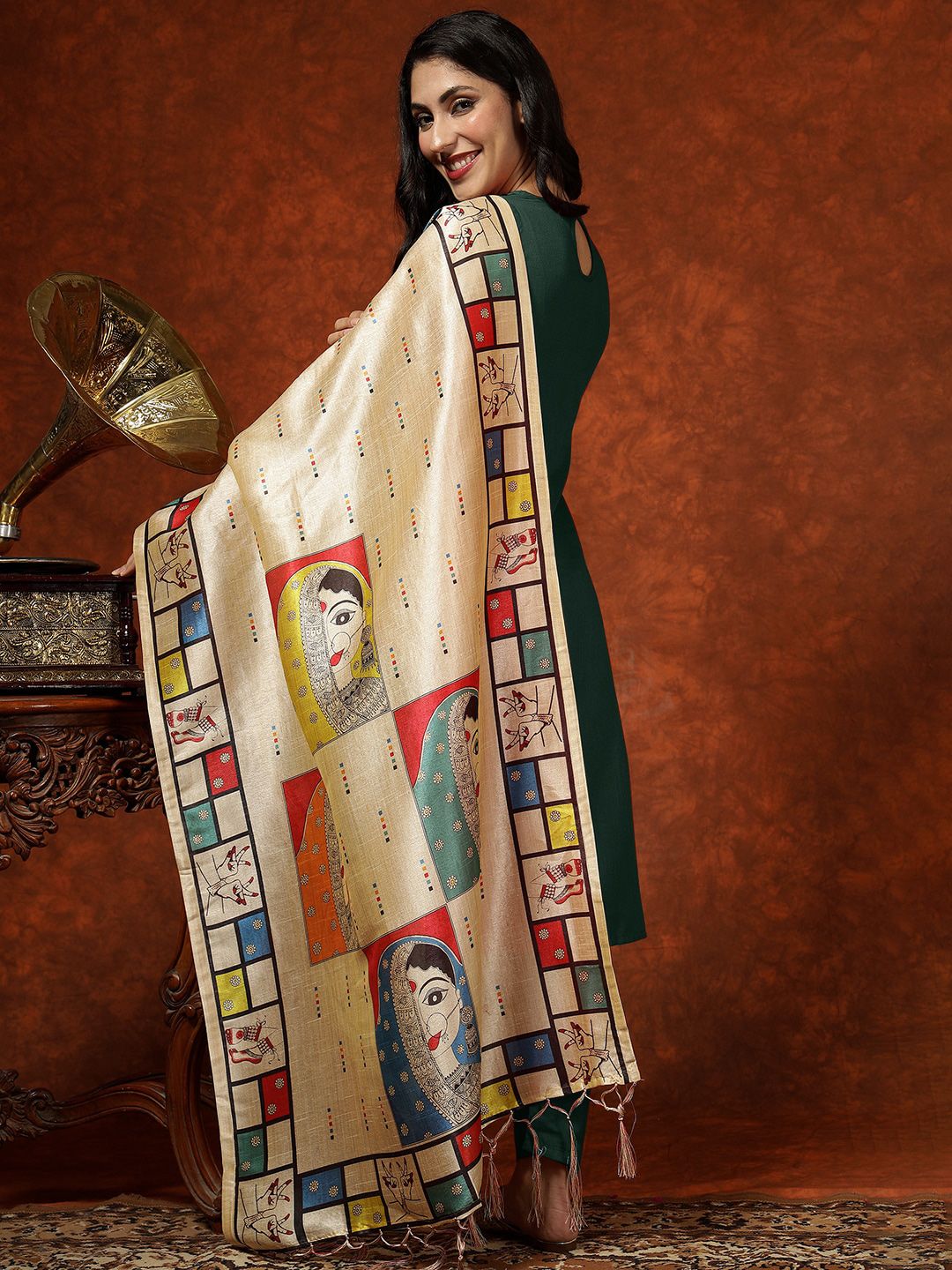 KALINI Printed Straight Kurta & Trousers With Dupatta