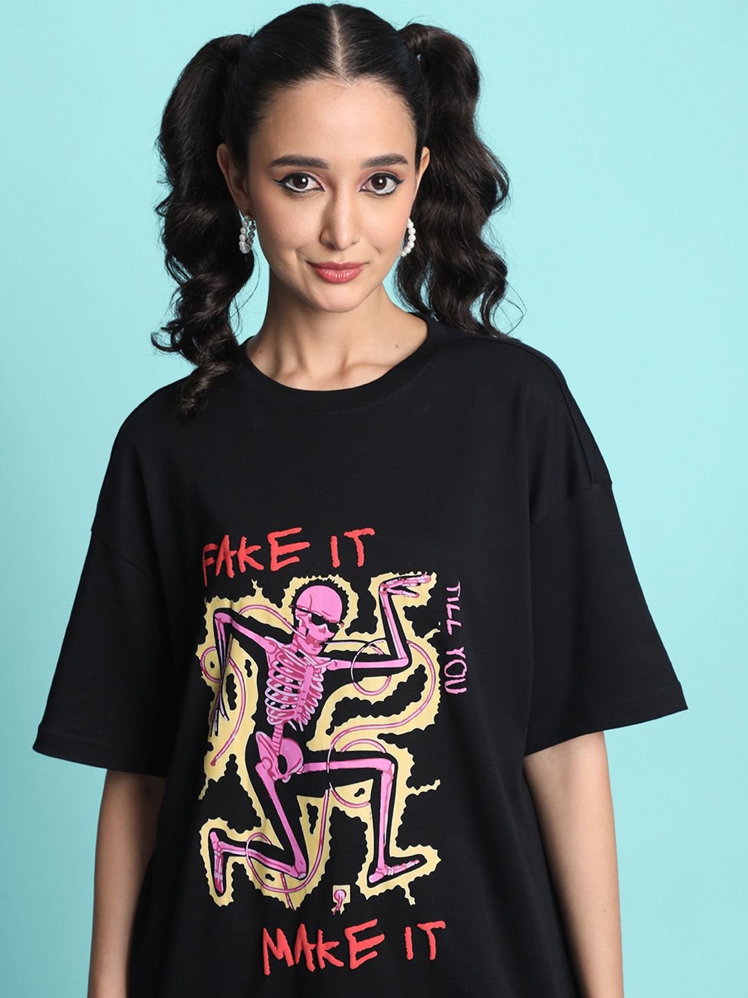Bene Kleed Men Halloween Graphic Print Round Neck Cotton T-shirt