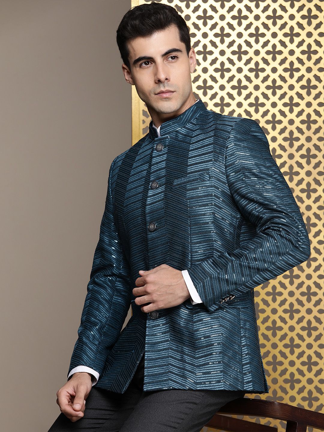 House of Pataudi Jashn Mandarin Collar Textured Sequinned Bandhgala Blazer