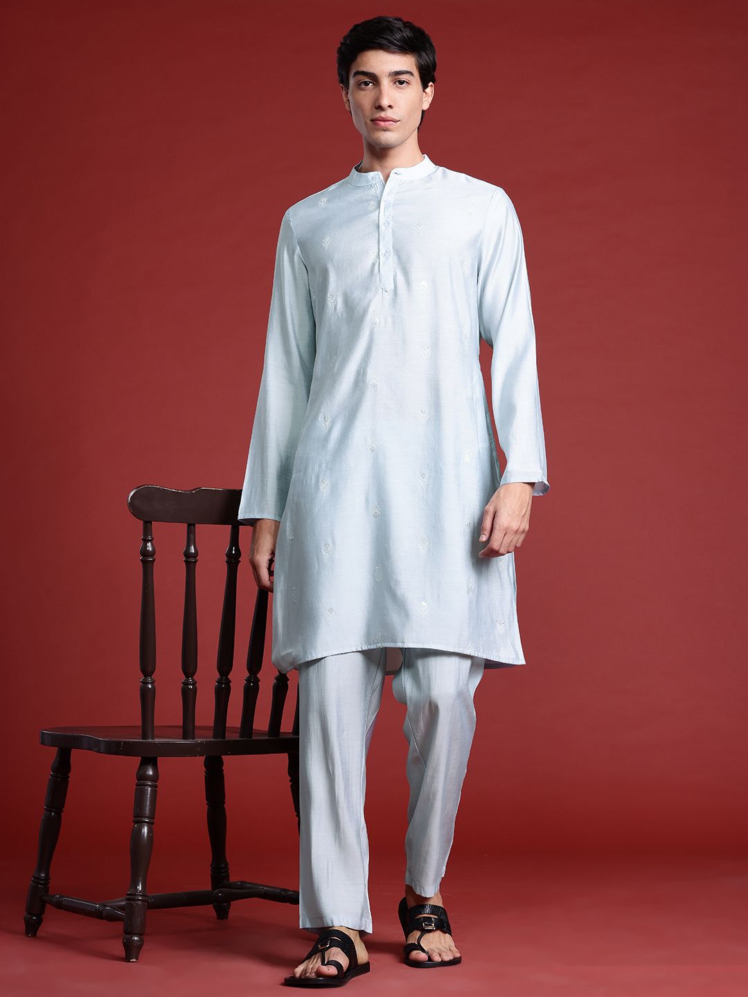 Anouk Ethnic Motifs Embroidered Regular Sequinned Kurta with Trousers