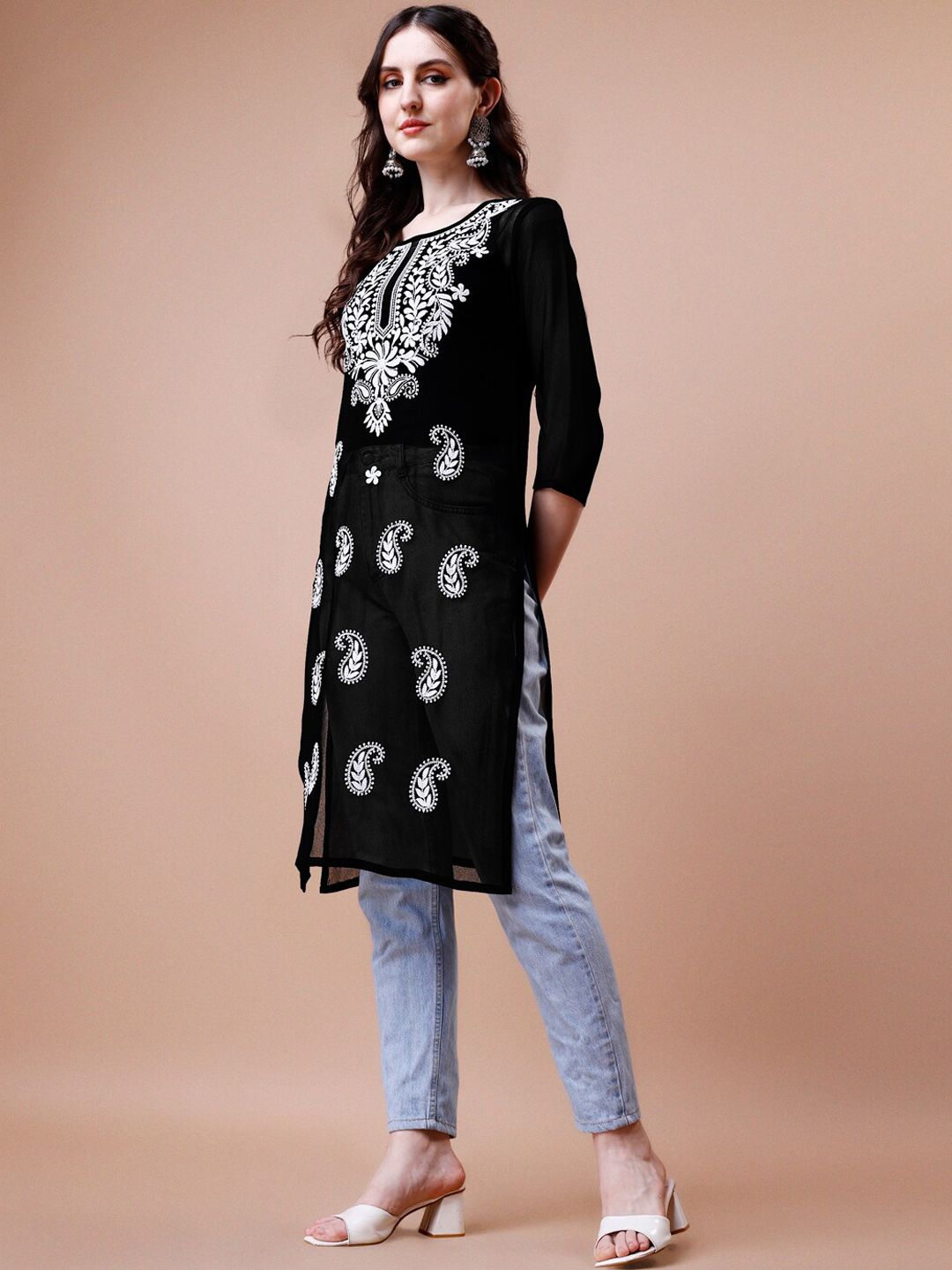 KALINI Embroidered Thread Work Floral Georgette Kurta