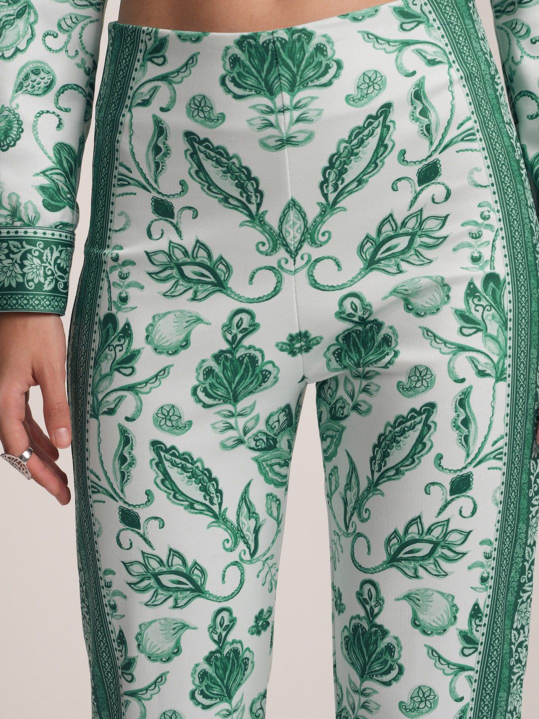 Vishudh Floral Printed Long Sleeves Shirt With Trousers