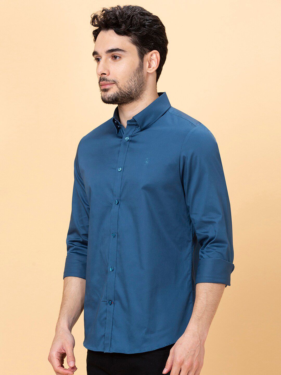 Being Human Slim Fit Spread Collar Opaque Casual Shirt