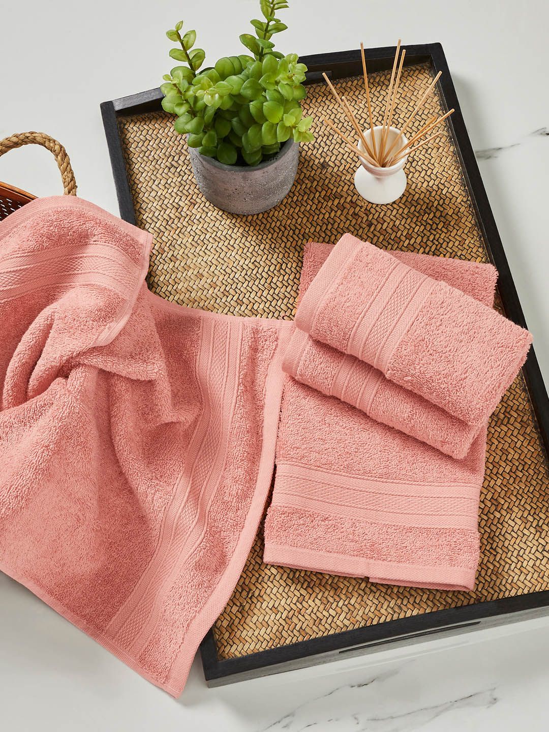 MYTRIDENT Coral 500 GSM Set of 4 Cotton Hand Towels