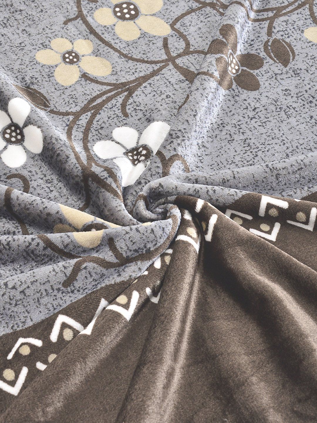 Myntra Elegant Homes Brown Floral Fitted 300 TC Wool Single Bedsheet With 1 Pillow Cover