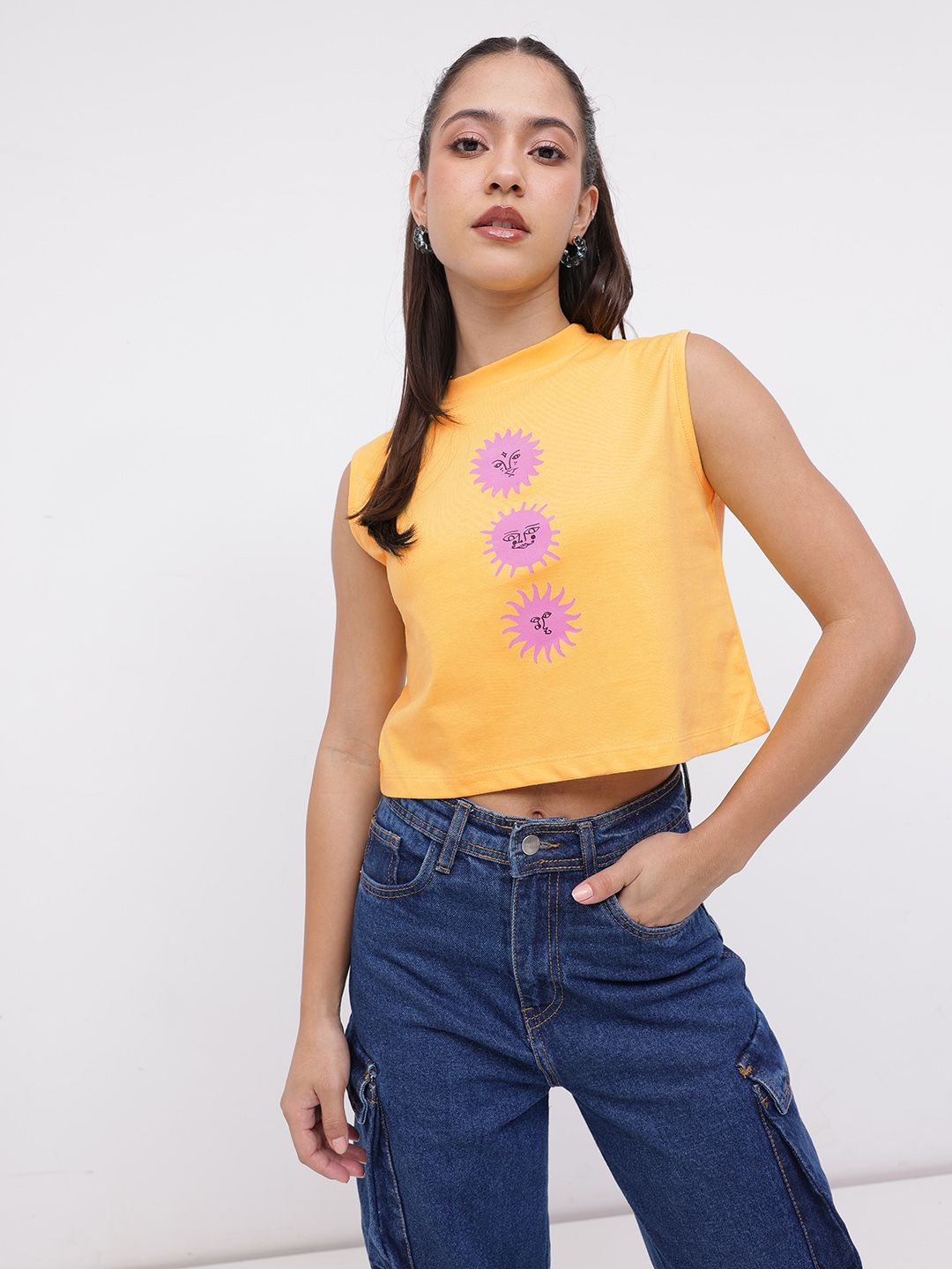 DressBerry Little Sunshine Printed Sleeveless Crop T-shirt
