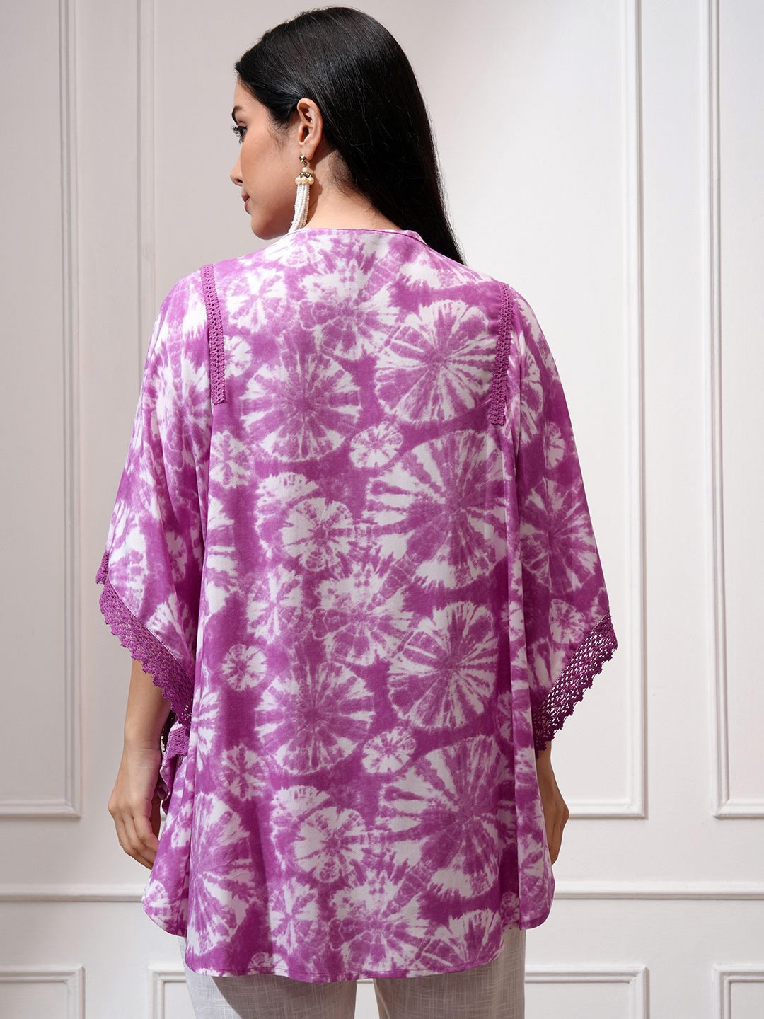 Vishudh Women Printed Mandarin Collar Kaftan Top