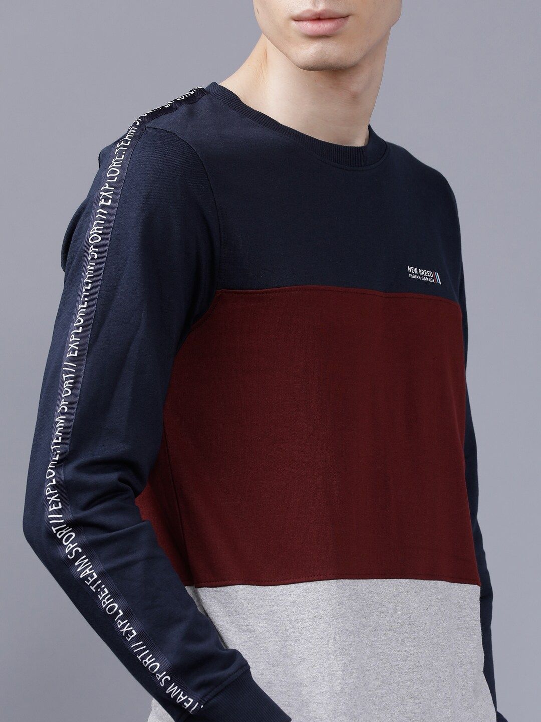 The Indian Garage Co Men Navy Blue & Maroon Colourblocked Hooded Sweatshirt