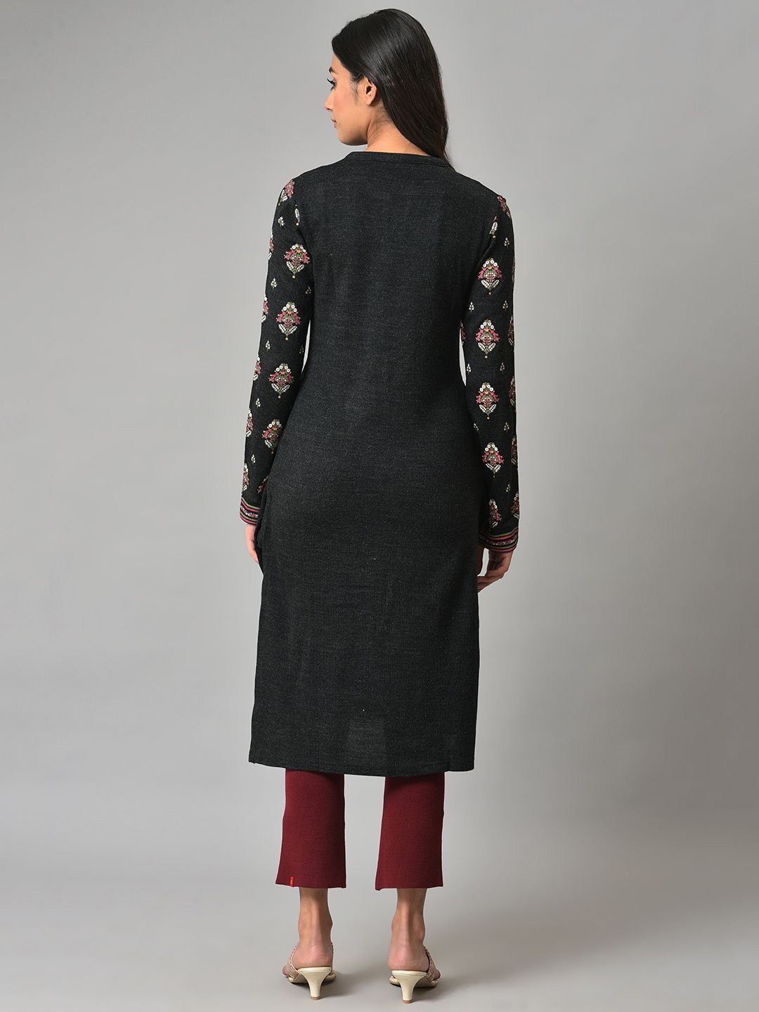 W Women Ethnic Motifs Printed Acrylic Kurta