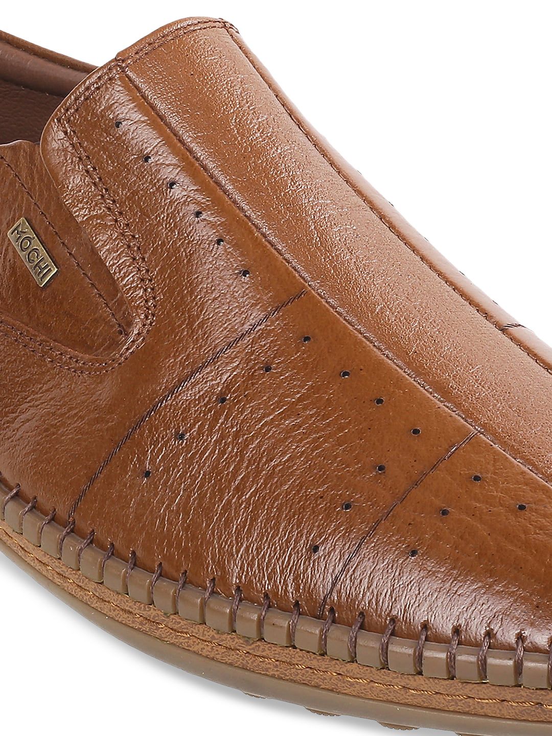 Mochi Men Tan Textured Leather Loafers