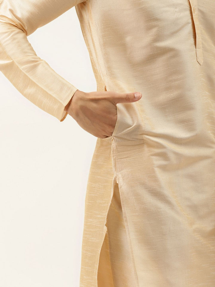 SOJANYA Men Cream Kurta with Churidar & Nehru Jacket