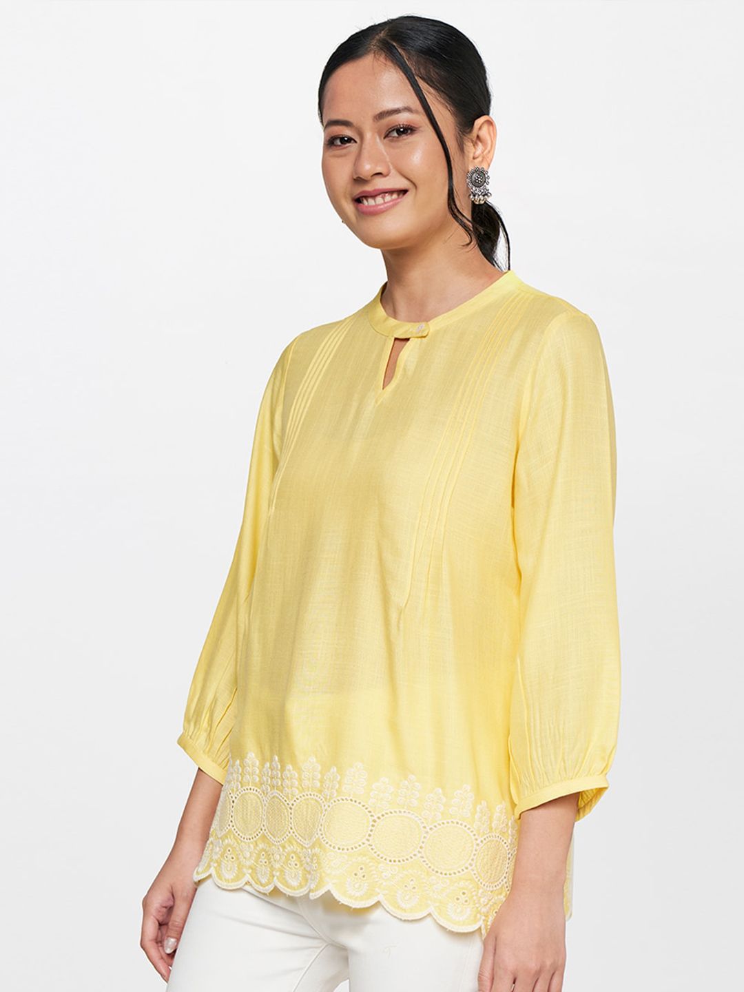 Global Desi Keyhole Neck Embroidered Top