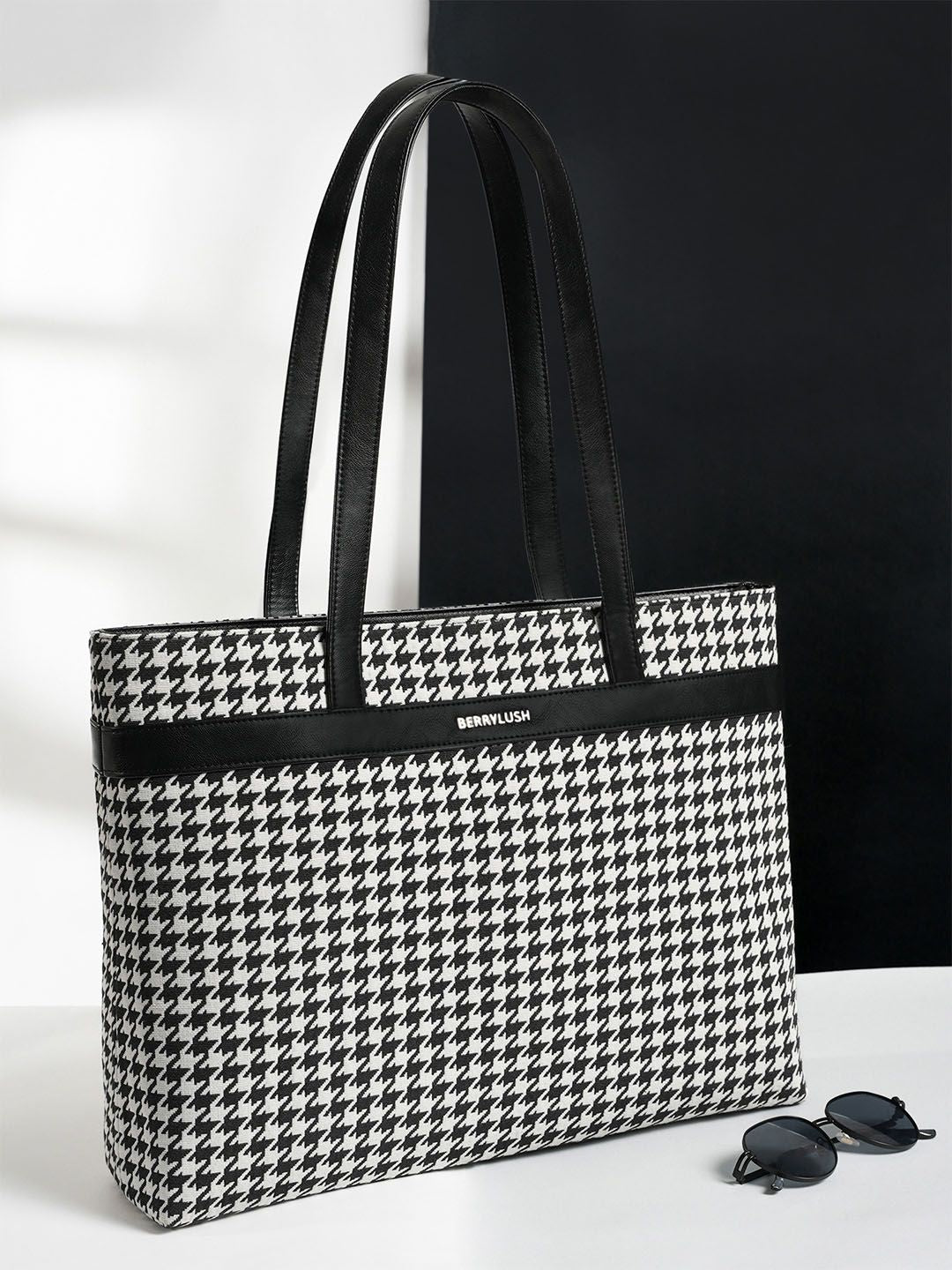 Berrylush Black & White Printed Structured Laptop Handheld Bag