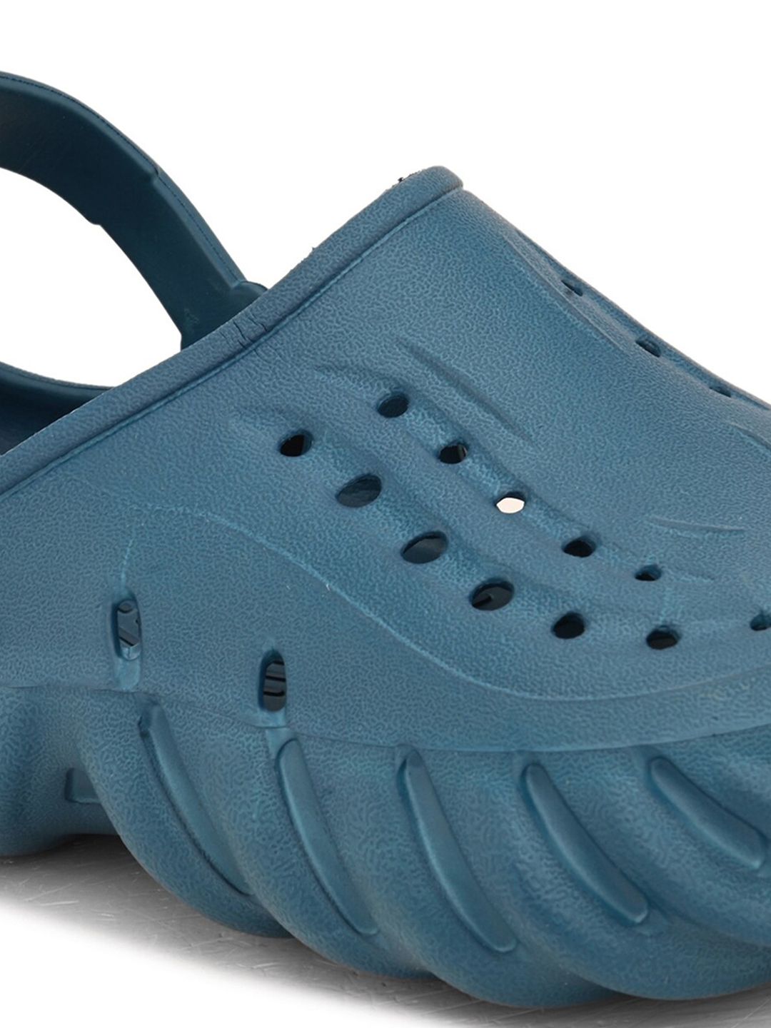 HRX by Hrithik Roshan Men Teal Blue Rubber Clogs