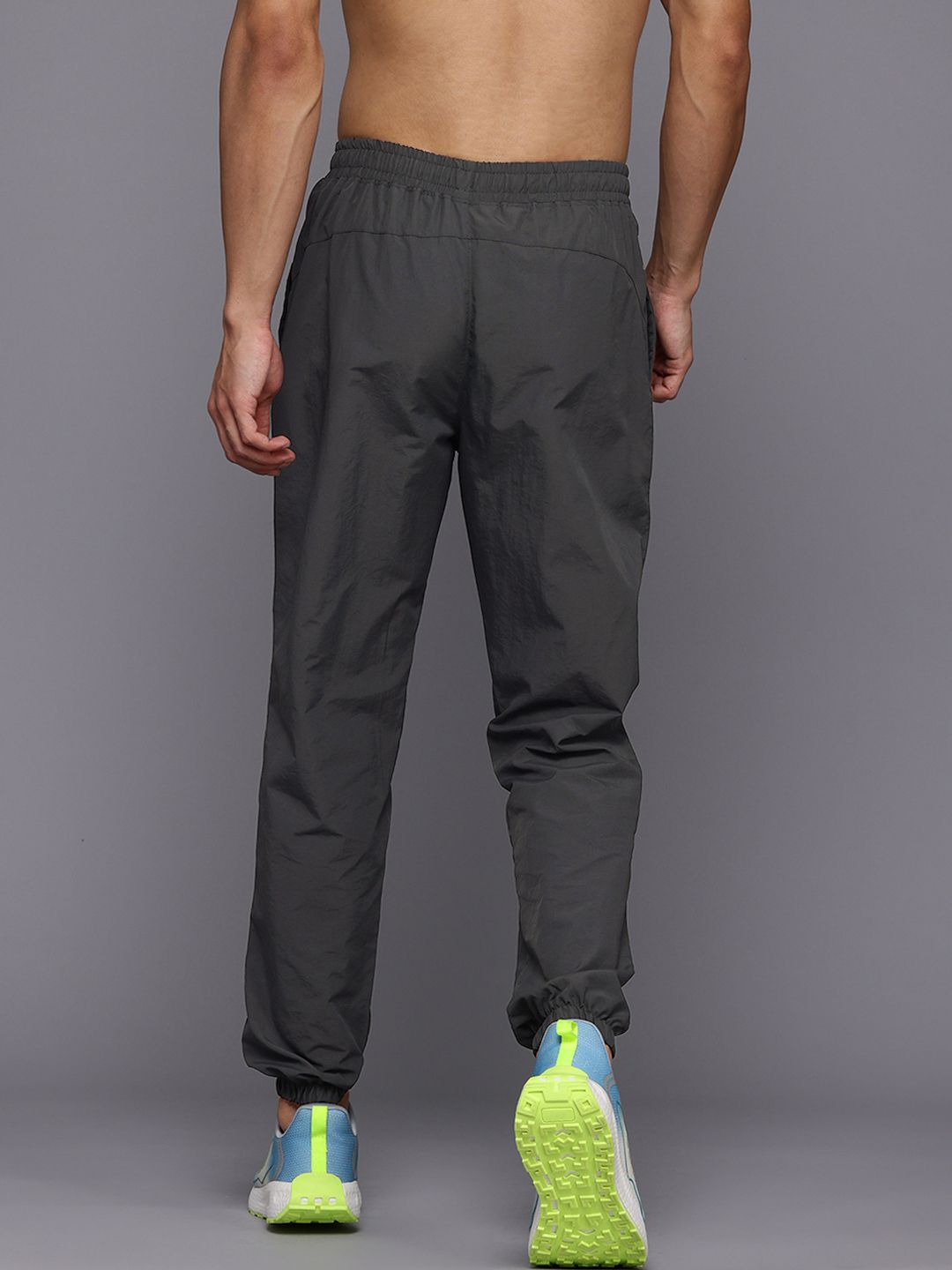 HRX oleh Hrithik Roshan Men Rapid-Dry Running Joggers
