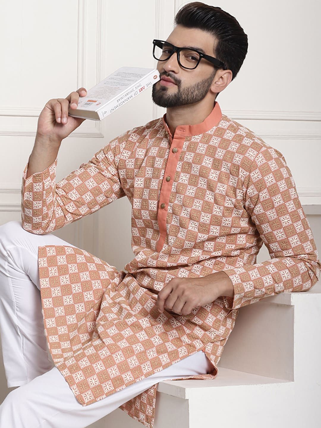 SOJANYA Ethnic Motifs Embroidered Mandarin Collar Kurta