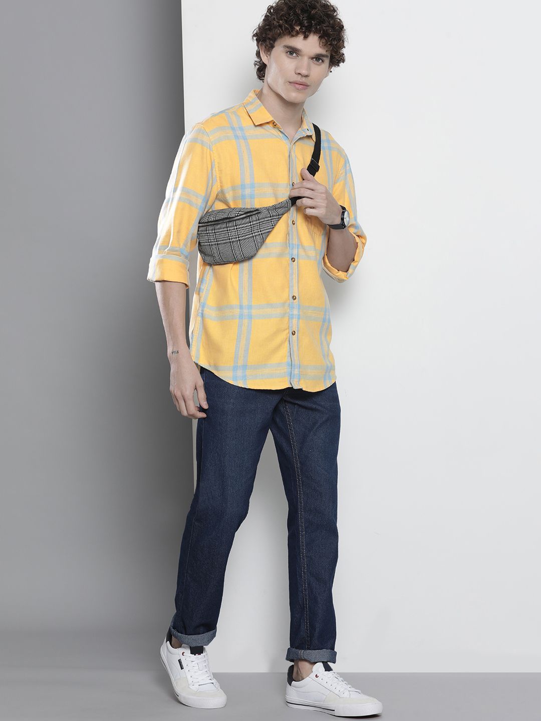 The Indian Garage Co Men Yellow & Blue Checked Pure Cotton Casual Shirt