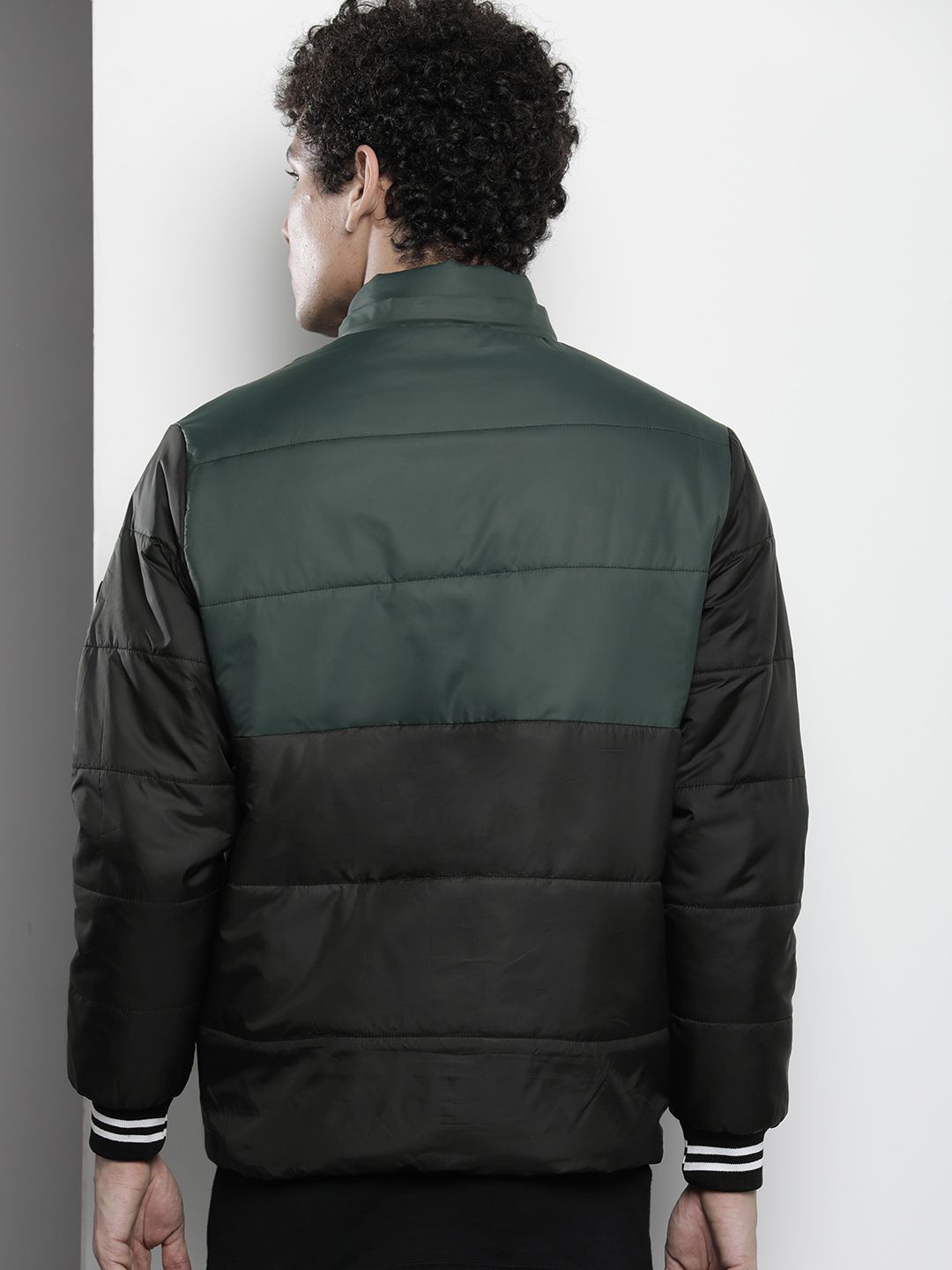 The Indian Garage Co Men Colourblock Zip-Front Hooded Puffer Jacket