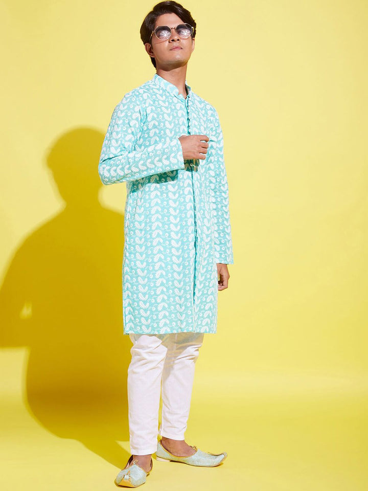 VASTRAMAY Teen Boys Green & White Paisley Chikankari Pure Cotton Kurta with Pyjama