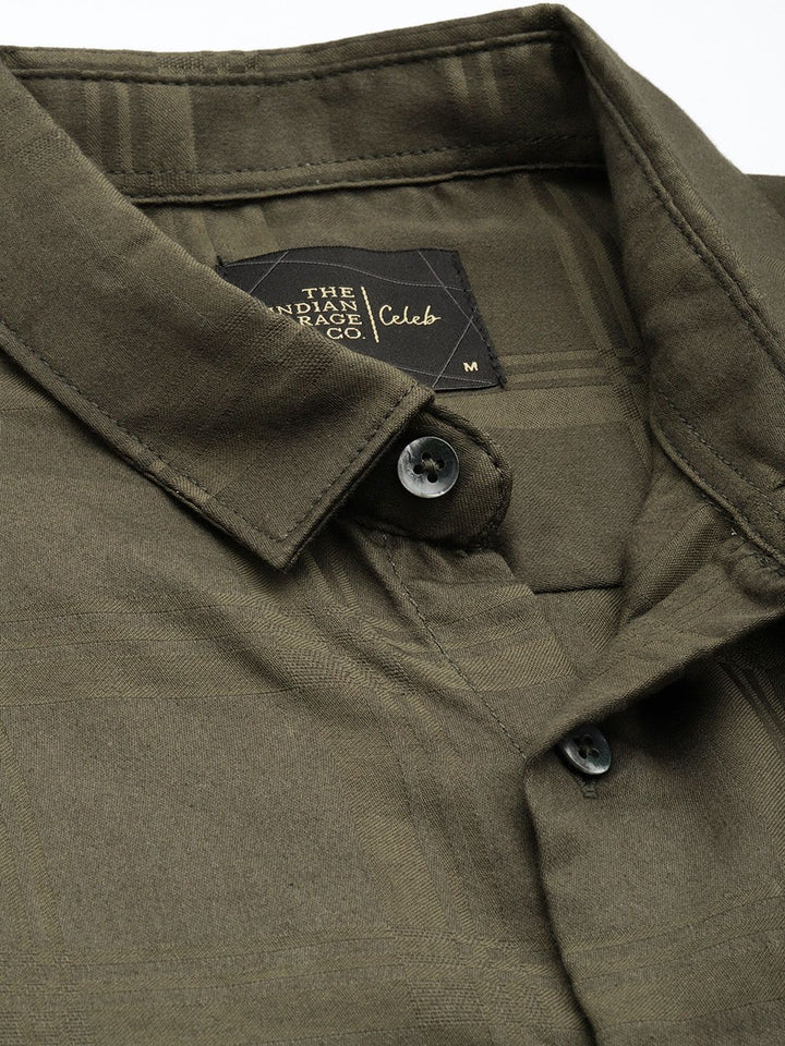 The Indian Garage Co Men Slim Fit Textured Dobby Party Shirt