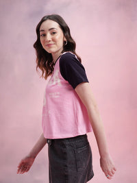 T-shirt bercetak varsity dressberry